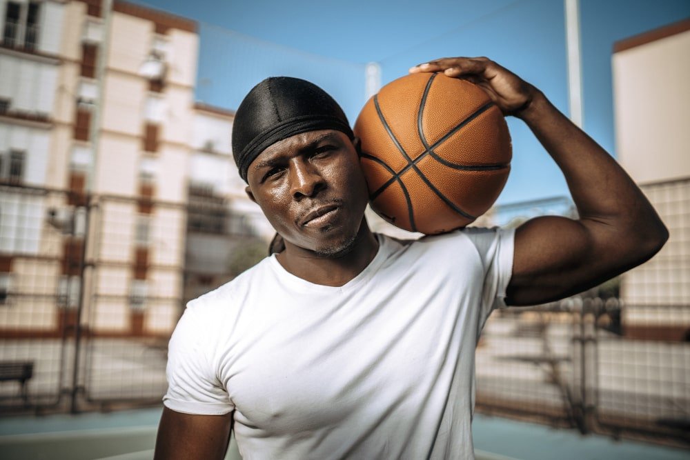 basketball players play whole game